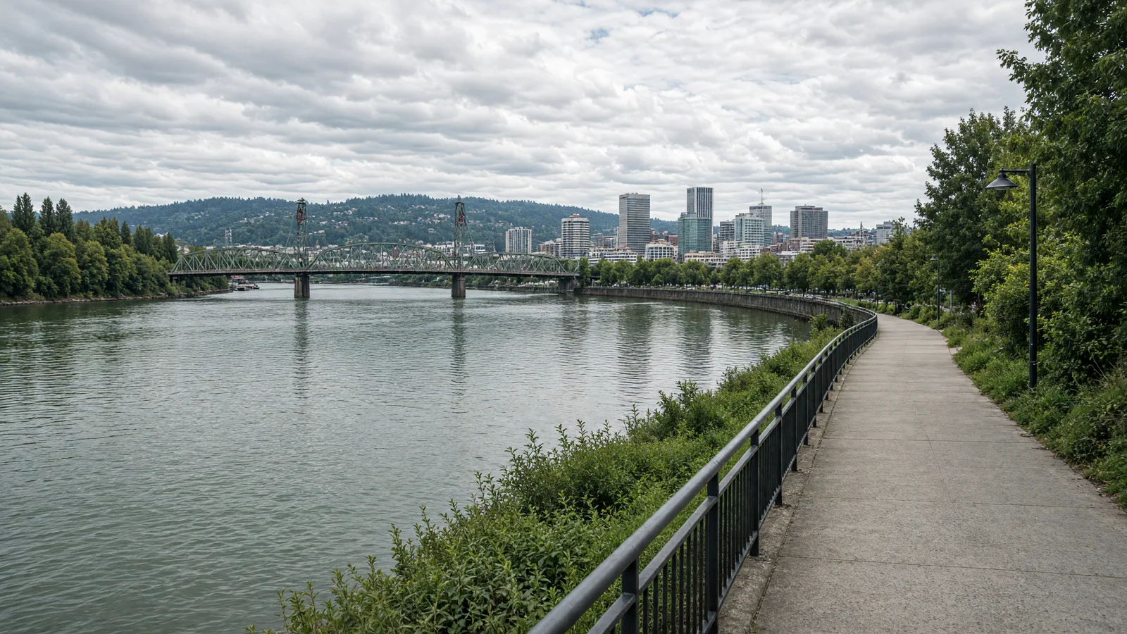 Landscape still for blog: Best eBike Shops in Portland, OR (2026)