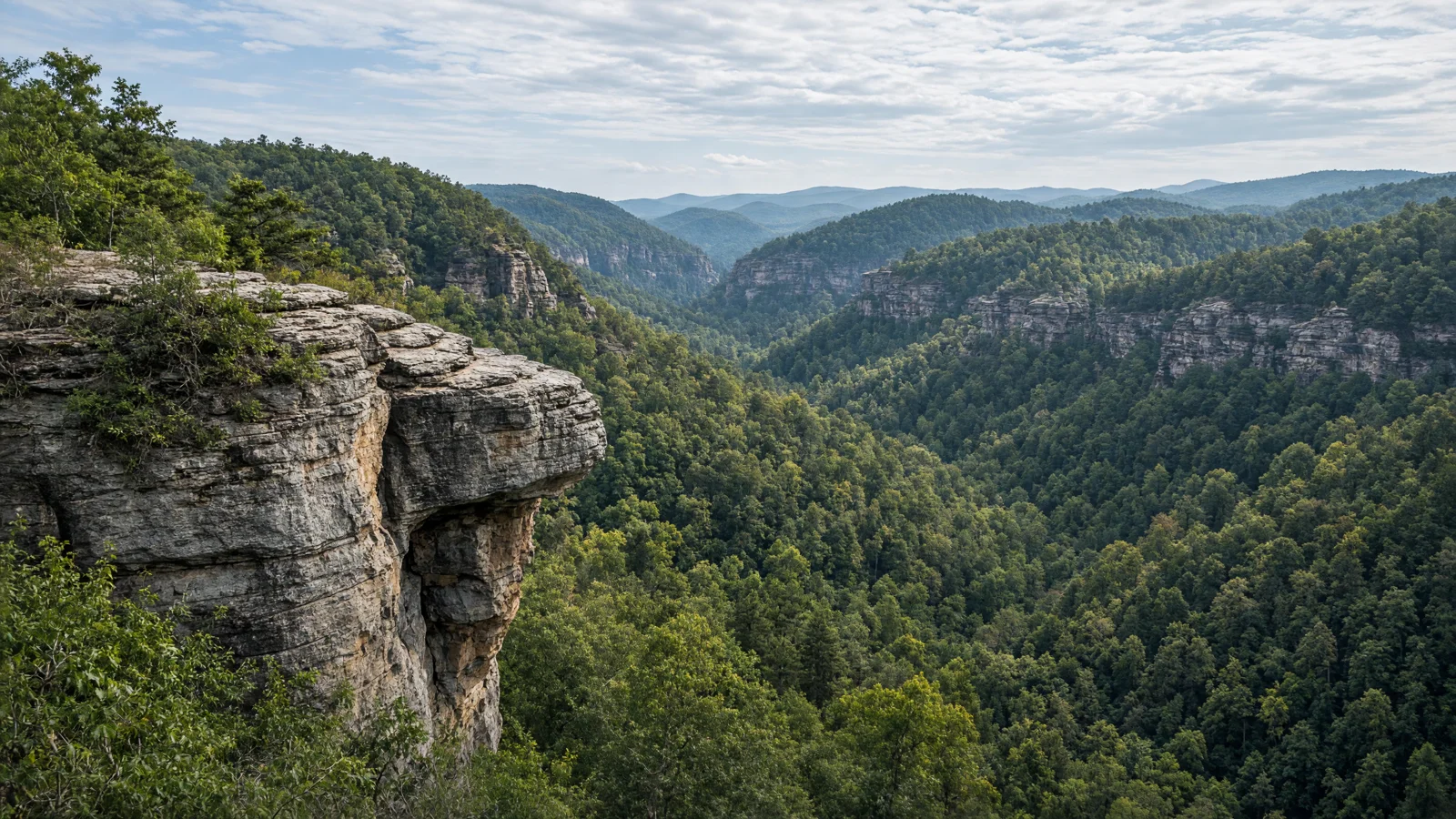 Landscape still for blog: eBike Laws in Kentucky (2026 Guide)