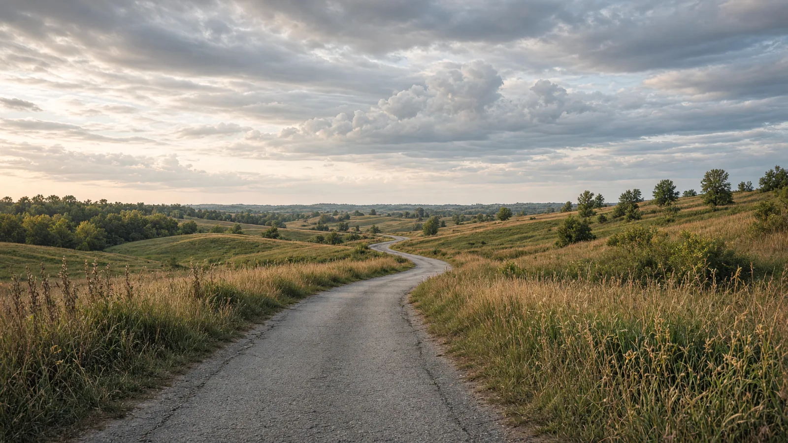 Empty outdoor trail landscape in Richland County, Illinois